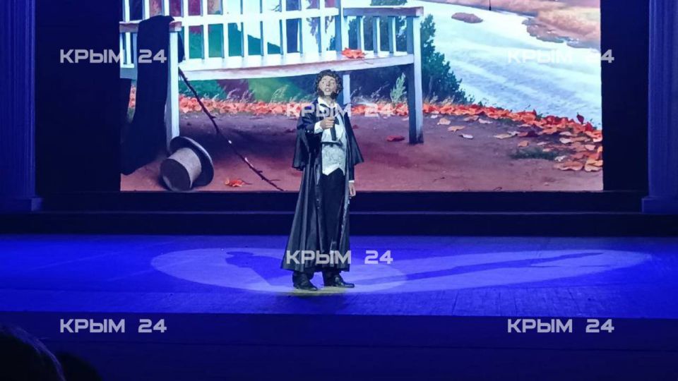 Праздничный концерт в честь открытия XVIII Международного фестиваля «Великое русское слово» прошёл в Симферополе Праздничный концерт в честь открытия XVIII Международного фестиваля «Великое русское слово» прошёл в Симферополе
