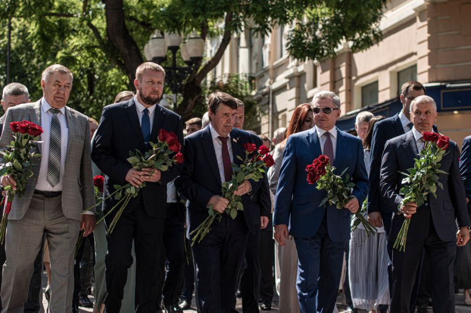 В Симферополе открыли XVIII Международный фестиваль «Великое русское слово»! В Симферополе открыли XVIII Международный фестиваль «Великое русское слово»!