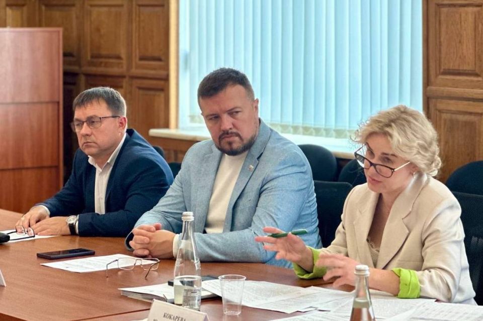 Владимир Немцев: Сегодня в Законодательном Собрании состоялось заседание постоянной комиссии по бюджету Владимир Немцев: Сегодня в Законодательном Собрании состоялось заседание постоянной комиссии по бюджету