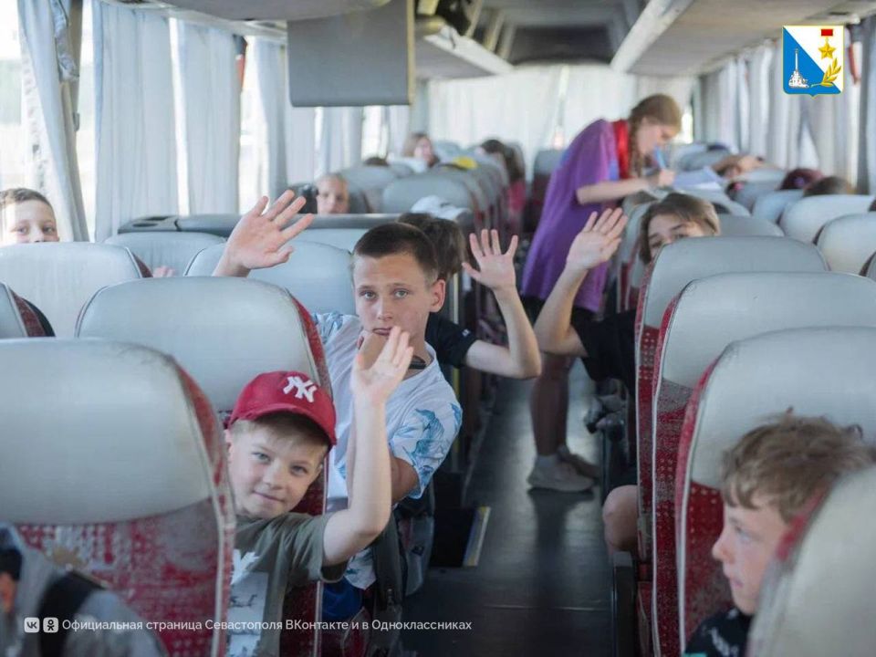 Более 700 ребят отправились в лагеря Ласпи и Горный Более 700 ребят отправились в лагеря Ласпи и Горный