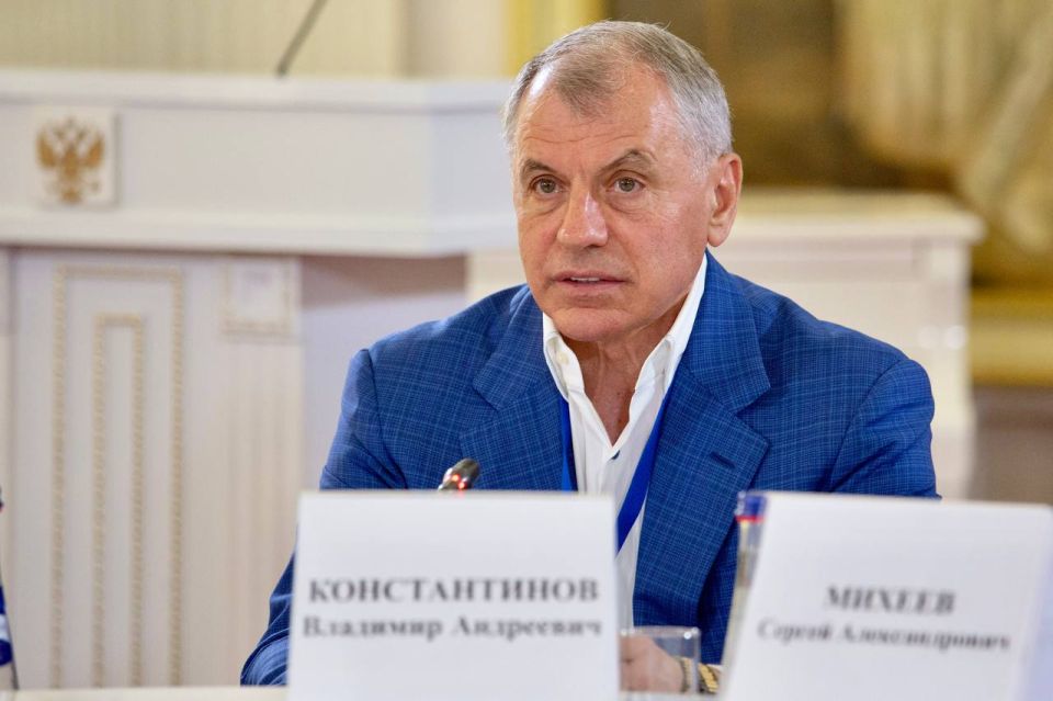 Отношения России и Запада обсудили на заседании Ливадийского клуба Отношения России и Запада обсудили на заседании Ливадийского клуба