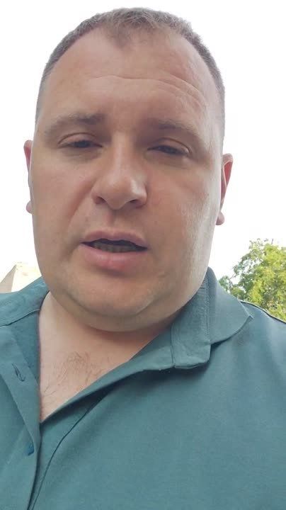 Денис Олейник: Сегодня совместно с заместителем Министра жилищно-коммунального хозяйства Республики Крым Дмитрием Кашириным, в составе рабочей группы по работе с задолженностью за жилищно-коммунальные услуги провели встречи...