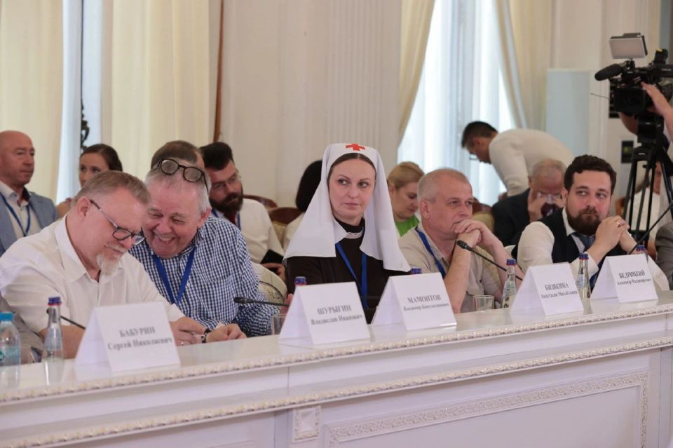 Владимир Константинов: Пленарное заседание Ливадийского клуба в рамках XVIII Международного фестиваля «Великое русское слово» проходит в непростой геополитической обстановке, в условиях СВО Владимир Константинов: Пленарное заседание Ливадийского клуба в рамках XVIII Международного фестиваля «Великое русское слово» проходит в непростой геополитической обстановке, в условиях СВО