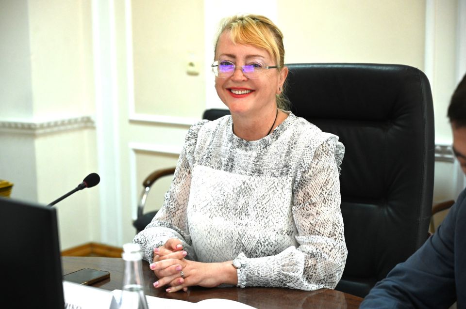 Ирина Кивико вручила награды победителям Всероссийского конкурса студенческих проектных работ по тематике российско-кубинских отношений и роли общественной дипломатии в их развитии Ирина Кивико вручила награды победителям Всероссийского конкурса студенческих проектных работ по тематике российско-кубинских отношений и роли общественной дипломатии в их развитии
