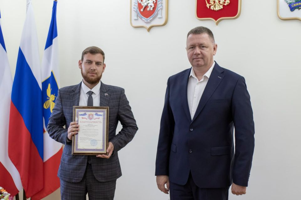 Михаил Афанасьев: Рад в преддверии профессионального праздника вручить заслуженные награды работникам социальной сферы! Михаил Афанасьев: Рад в преддверии профессионального праздника вручить заслуженные награды работникам социальной сферы!
