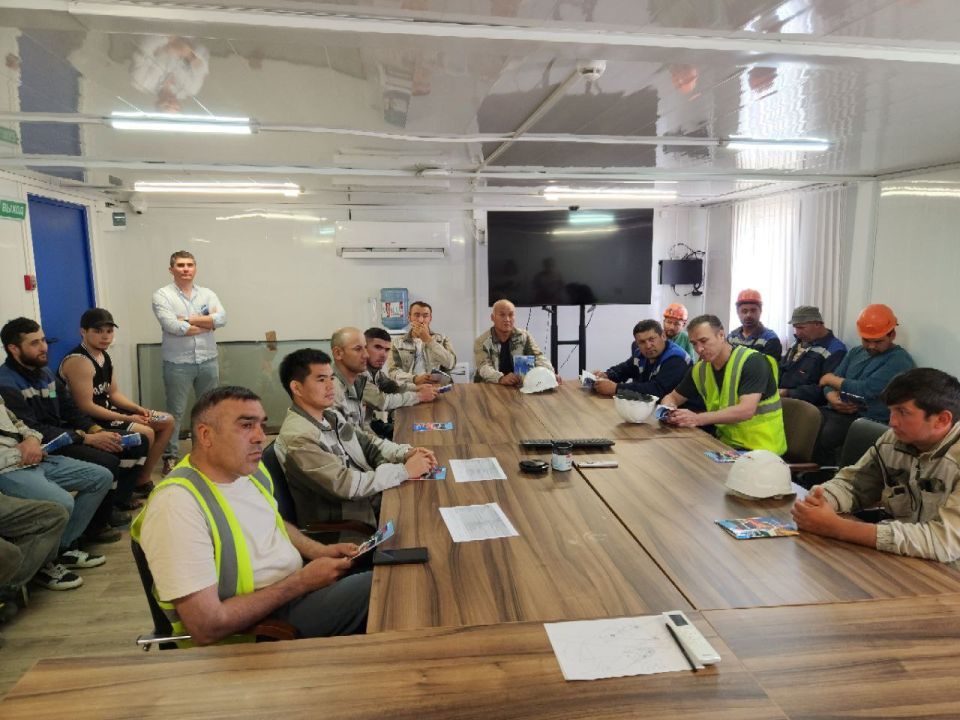 В Ялте прошла информационно-разъяснительная работа с иностранными гражданами В Ялте прошла информационно-разъяснительная работа с иностранными гражданами