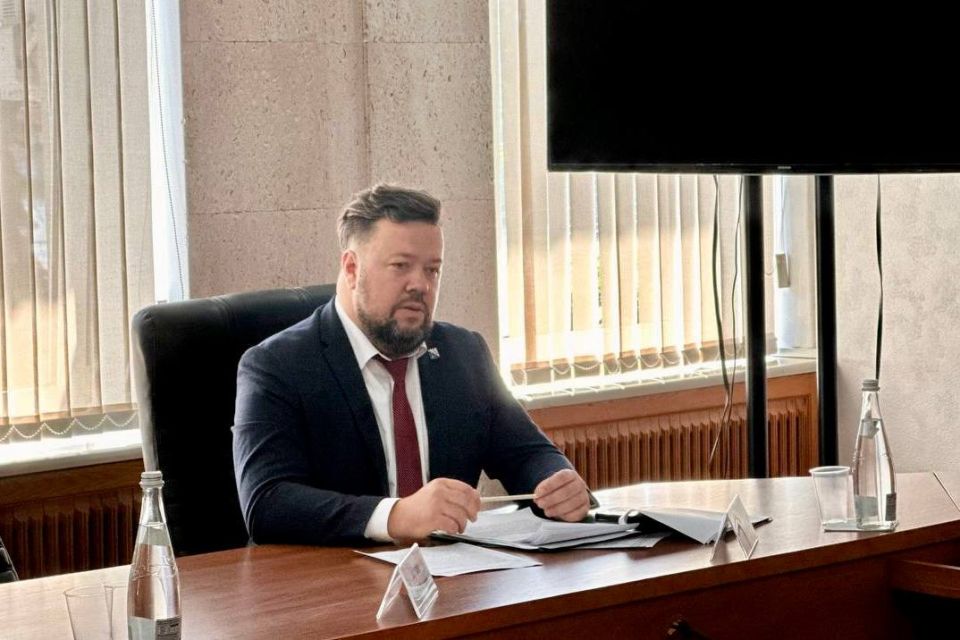 Владимир Немцев: Сегодня на расширенном заседании комитета по образованию, науке, культуре, спорту и молодёжной политике заслушали отчёт о реализации основных задач Управления спорта Севастополя за 2024 год Владимир Немцев: Сегодня на расширенном заседании комитета по образованию, науке, культуре, спорту и молодёжной политике заслушали отчёт о реализации основных задач Управления спорта Севастополя за 2024 год