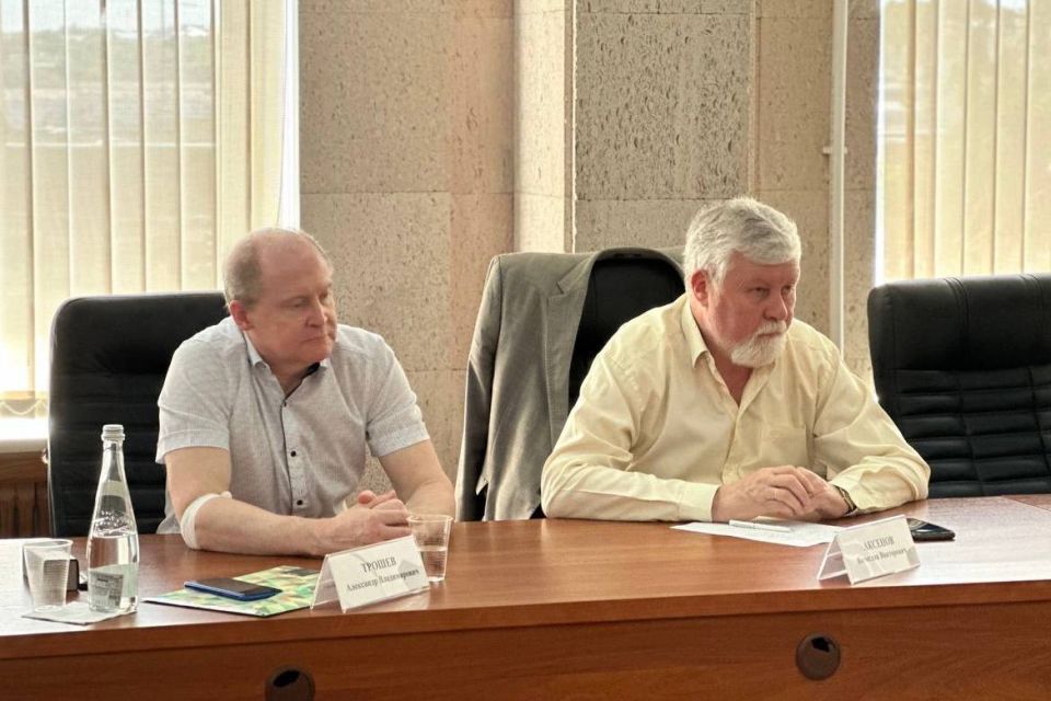 Владимир Немцев: Сегодня на расширенном заседании комитета по образованию, науке, культуре, спорту и молодёжной политике заслушали отчёт о реализации основных задач Управления спорта Севастополя за 2024 год Владимир Немцев: Сегодня на расширенном заседании комитета по образованию, науке, культуре, спорту и молодёжной политике заслушали отчёт о реализации основных задач Управления спорта Севастополя за 2024 год