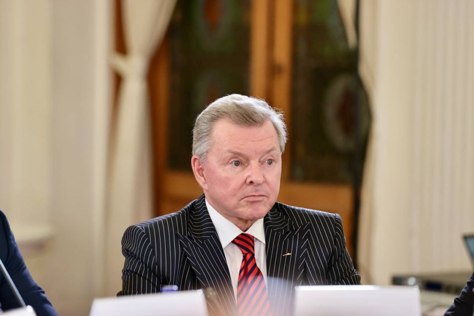 Отношения России и Запада обсудили на заседании Ливадийского клуба Отношения России и Запада обсудили на заседании Ливадийского клуба