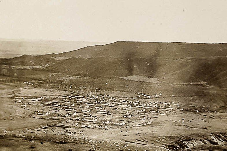   1900  ( )  