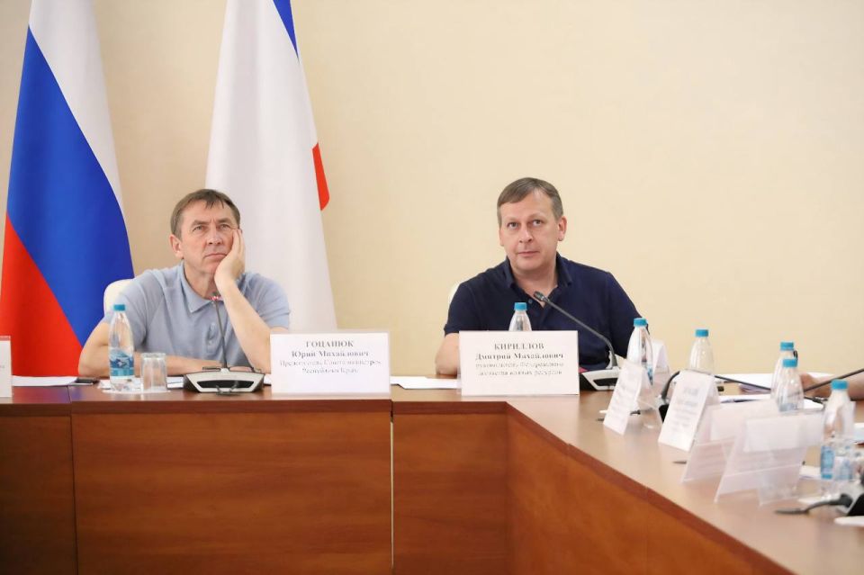 Руководитель Росводресурсов обсудил с властями Крыма развитие водохозяйственного комплекса республики Руководитель Росводресурсов обсудил с властями Крыма развитие водохозяйственного комплекса республики