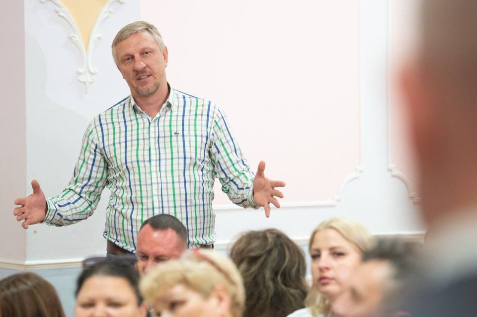 Михаил Развожаев: Завершили серию встреч с партийным активом Михаил Развожаев: Завершили серию встреч с партийным активом