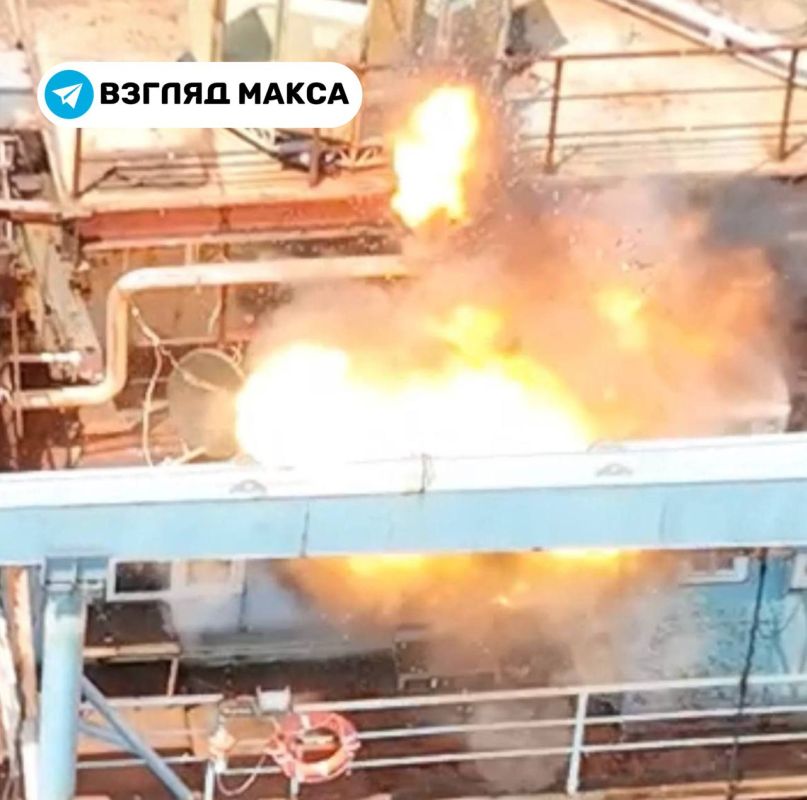 Специальные подразделения Черноморского флота, а также морской отряд специального назначения «Эспаньола» и группа «Омерзительная восьмёрка» выполнили комплекс специальных задач в районе газодобывающих установок на Чёрном... Специальные подразделения Черноморского флота, а также морской отряд специального назначения «Эспаньола» и группа «Омерзительная восьмёрка» выполнили комплекс специальных задач в районе газодобывающих установок на Чёрном...