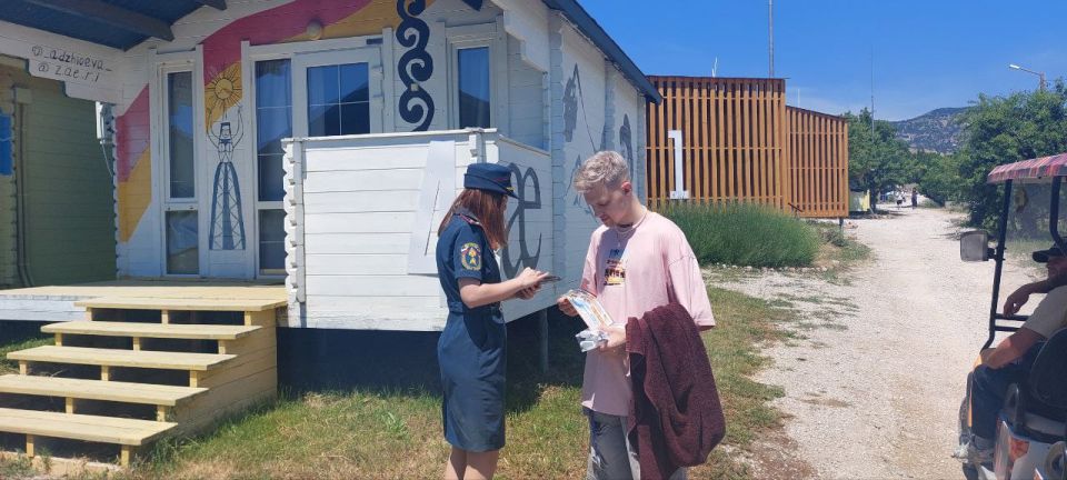 Новый сезон летних школ на территории арт-кластера «Таврида» под контролем МЧС России Новый сезон летних школ на территории арт-кластера «Таврида» под контролем МЧС России