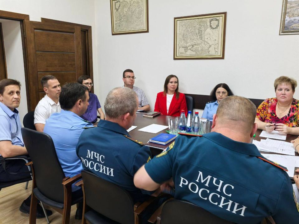 Екатерина Алтабаева: Во исполнение поручения Председателя Совета Федерации В.И. Матвиенко о проведении мониторинга неиспользуемого федерального имущества и осуществления контроля процедуры передачи такого имущества в... Екатерина Алтабаева: Во исполнение поручения Председателя Совета Федерации В.И. Матвиенко о проведении мониторинга неиспользуемого федерального имущества и осуществления контроля процедуры передачи такого имущества в...