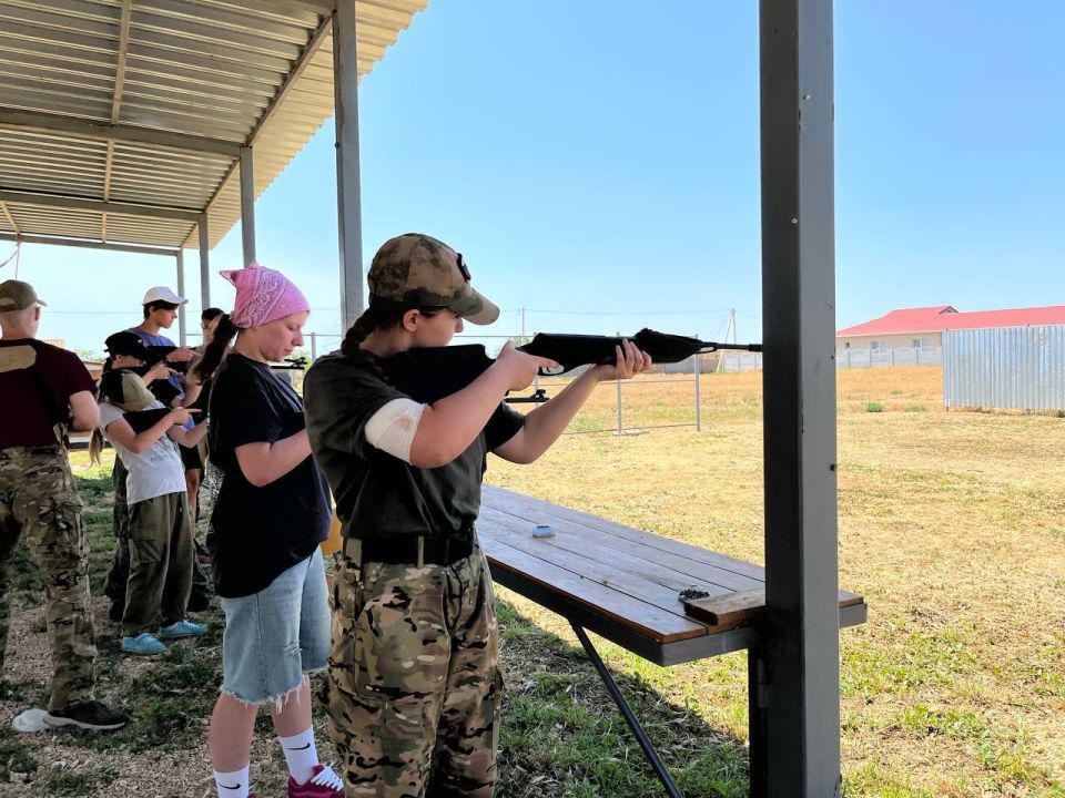На занятия в «Кордон Тарханкут» На занятия в «Кордон Тарханкут»