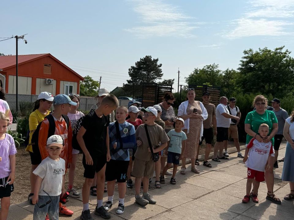 Новое футбольное поле в с. Ромашкино – для спорта и здоровья! Новое футбольное поле в с. Ромашкино – для спорта и здоровья!