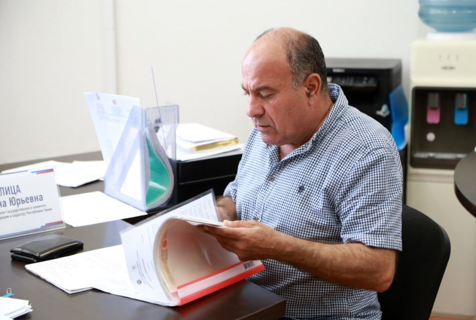 В ГОСКОМРЕГИСТРЕ СОСТОЯЛОСЬ ПРЯМОЕ ОБЩЕНИЕ РУКОВОДСТВА ВЕДОМСТВА С КРЫМЧАНАМИ В ГОСКОМРЕГИСТРЕ СОСТОЯЛОСЬ ПРЯМОЕ ОБЩЕНИЕ РУКОВОДСТВА ВЕДОМСТВА С КРЫМЧАНАМИ