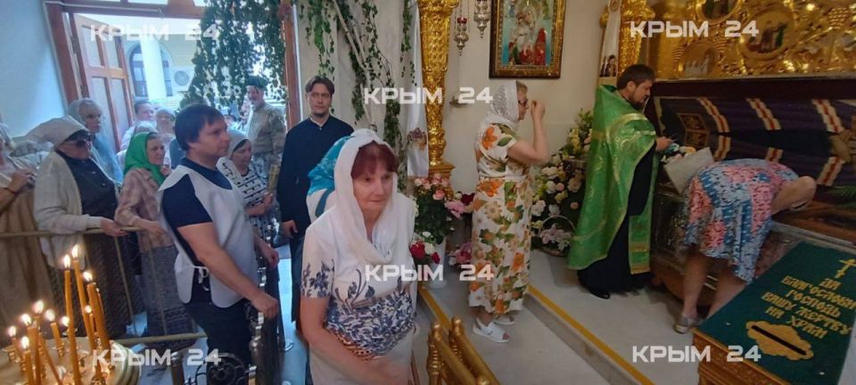 В день памяти святителя Луки в Симферополе провели богослужения В день памяти святителя Луки в Симферополе провели богослужения