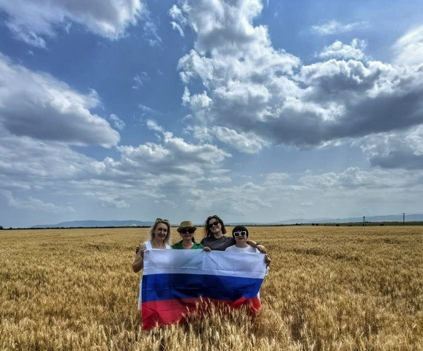 � ����������