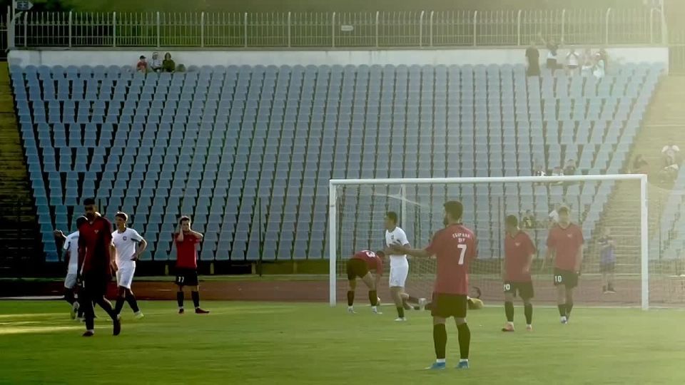 !.  2:1    