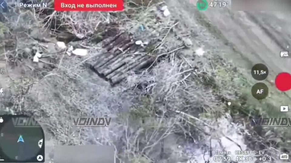 Гвардейцы 29 общевойсковой армии артиллерией, ПВО и FPV-дронами в ночное время уничтожили пункт управления БпЛА в районе Ялты