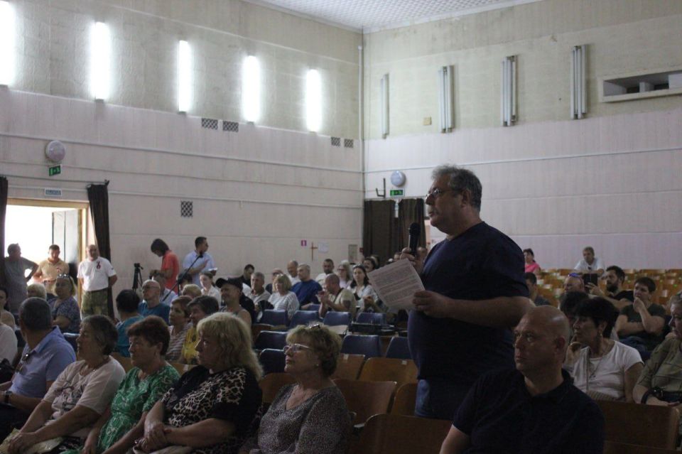 Владимир Ким: Продолжаю проводить выездные встречи с жителями округа Владимир Ким: Продолжаю проводить выездные встречи с жителями округа