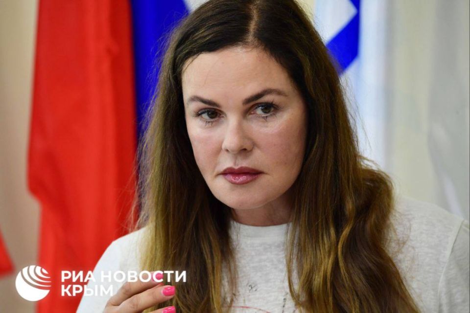 Популярная телеведущая Ольга Андреева поделилась с артековцами-медийщиками опытом работы Популярная телеведущая Ольга Андреева поделилась с артековцами-медийщиками опытом работы