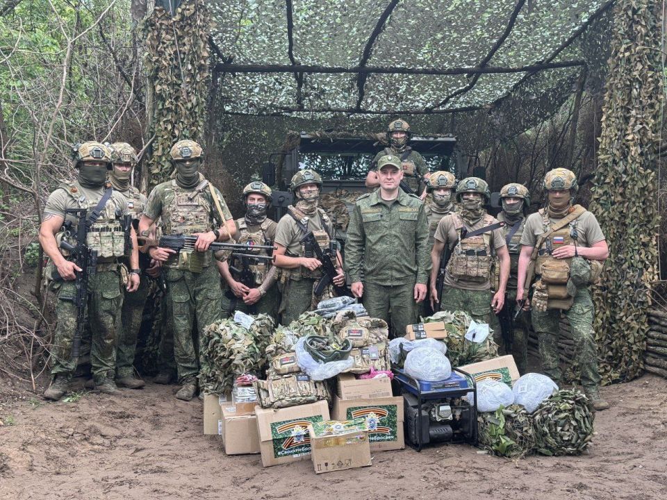Офицеры СК России из Крыма продолжают оказывать помощь военнослужащим на передовой __ Офицеры СК России из Крыма продолжают оказывать помощь военнослужащим на передовой __