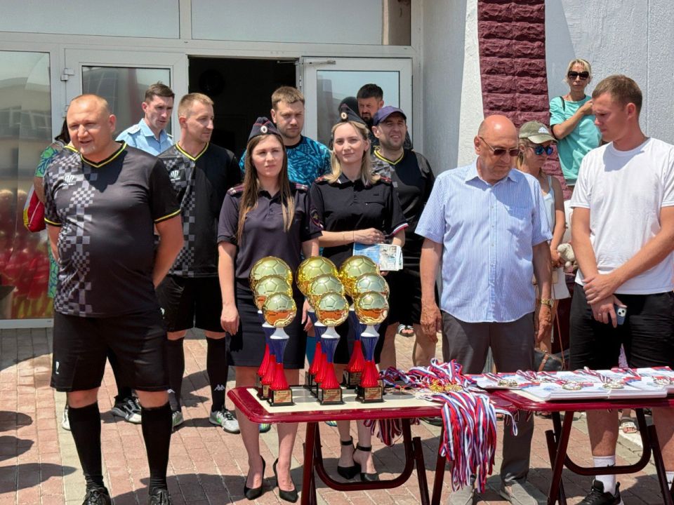 В Симферополе сотрудники полиции провели масштабную профориентационную кампанию В Симферополе сотрудники полиции провели масштабную профориентационную кампанию