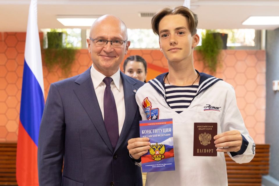  :            ,         ...