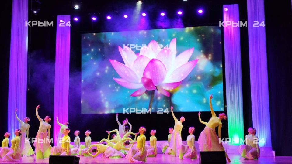 Победителями 27-го международного фестиваля античного искусства «Боспорские Агоны» стали актёры из Екатеринбурга Победителями 27-го международного фестиваля античного искусства «Боспорские Агоны» стали актёры из Екатеринбурга