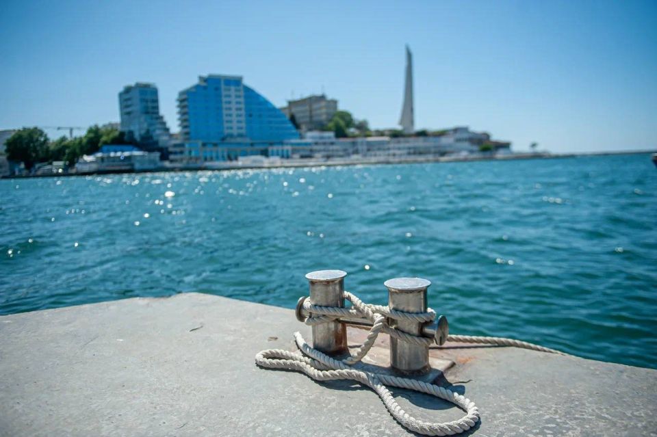 Екатерина Алтабаева: Дорогие севастопольцы! Сегодня нашему любимому городу исполняется 242 года Екатерина Алтабаева: Дорогие севастопольцы! Сегодня нашему любимому городу исполняется 242 года