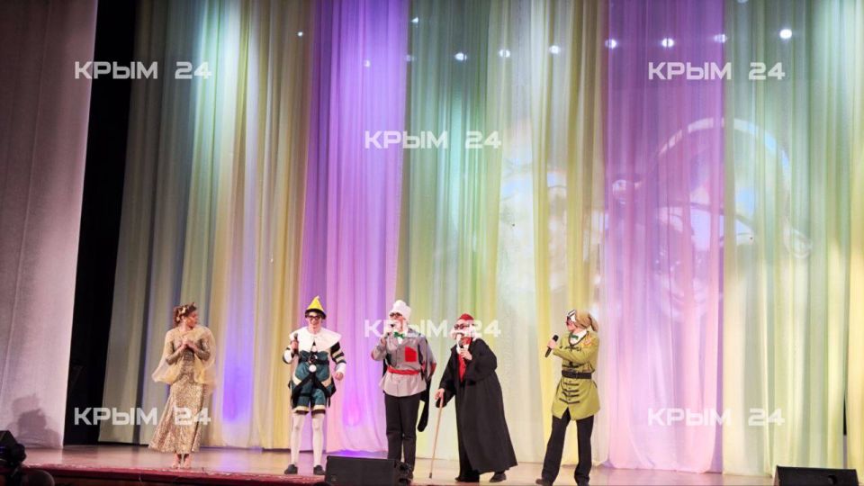 Победителями 27-го международного фестиваля античного искусства «Боспорские Агоны» стали актёры из Екатеринбурга Победителями 27-го международного фестиваля античного искусства «Боспорские Агоны» стали актёры из Екатеринбурга