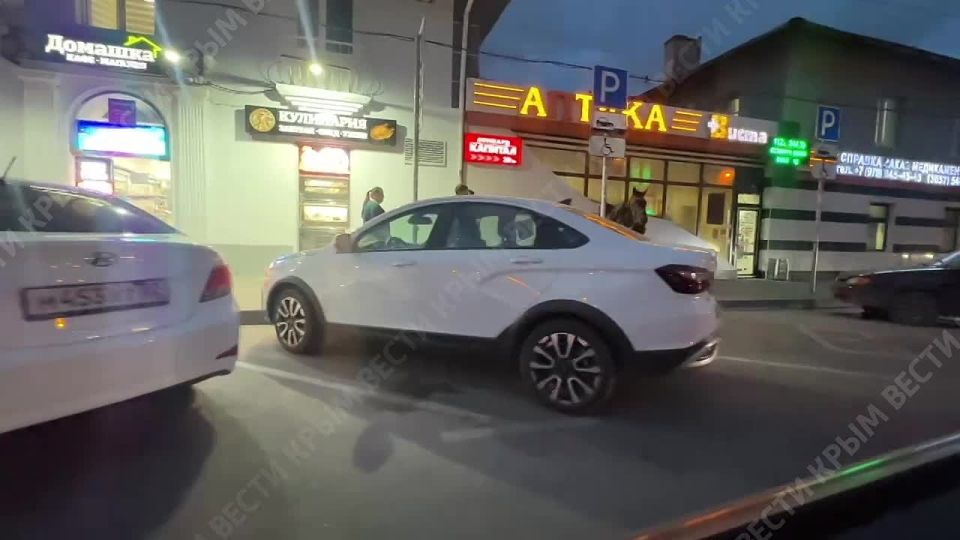 Туристы добираются в Крым разными способами и маршрутами