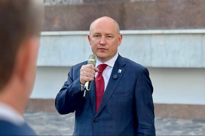 Владимир Немцев: Сегодня в День города Севастополя принял участие в поистине знаменательном событии: имя Владимира Владимировича Путина, Президента Российской Федерации и нашего Верховного главнокомандующего, было нанесено... Владимир Немцев: Сегодня в День города Севастополя принял участие в поистине знаменательном событии: имя Владимира Владимировича Путина, Президента Российской Федерации и нашего Верховного главнокомандующего, было нанесено...