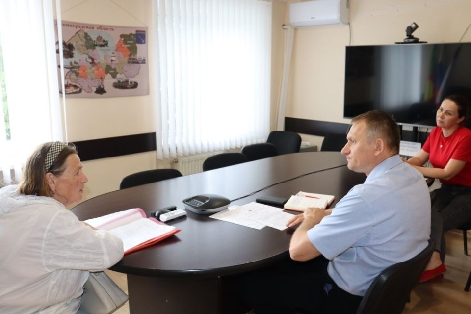 Первый заместитель главы администрации Сакского района Андрей Польченко провёл приём граждан Первый заместитель главы администрации Сакского района Андрей Польченко провёл приём граждан