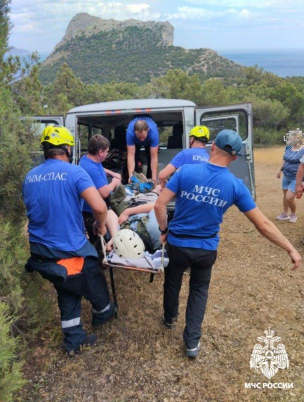 Оказали помощь в горах в ГО Судак Оказали помощь в горах в ГО Судак