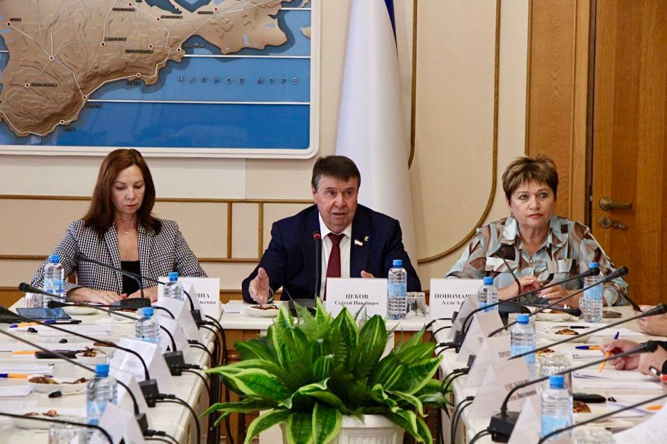 Иван Манучаров: Конкурс на новый гимн Крыма завершён Иван Манучаров: Конкурс на новый гимн Крыма завершён