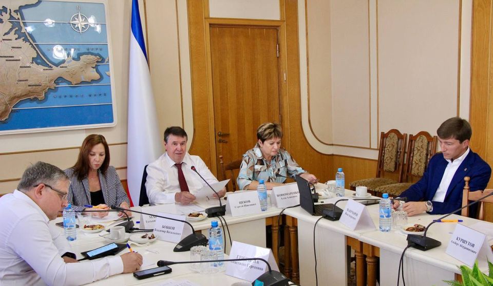 Иван Манучаров: Конкурс на новый гимн Крыма завершён Иван Манучаров: Конкурс на новый гимн Крыма завершён