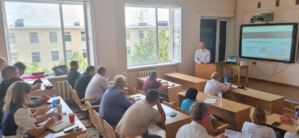 Владимир Трегуб: В Крыму проходит реализация модульной программы по развитию компетенций государственных и муниципальных служащих Владимир Трегуб: В Крыму проходит реализация модульной программы по развитию компетенций государственных и муниципальных служащих