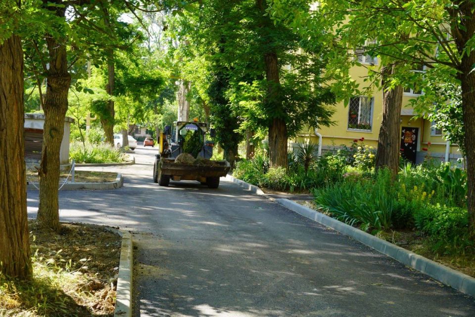 Подходит к завершению благоустройство придомовых территорий Подходит к завершению благоустройство придомовых территорий