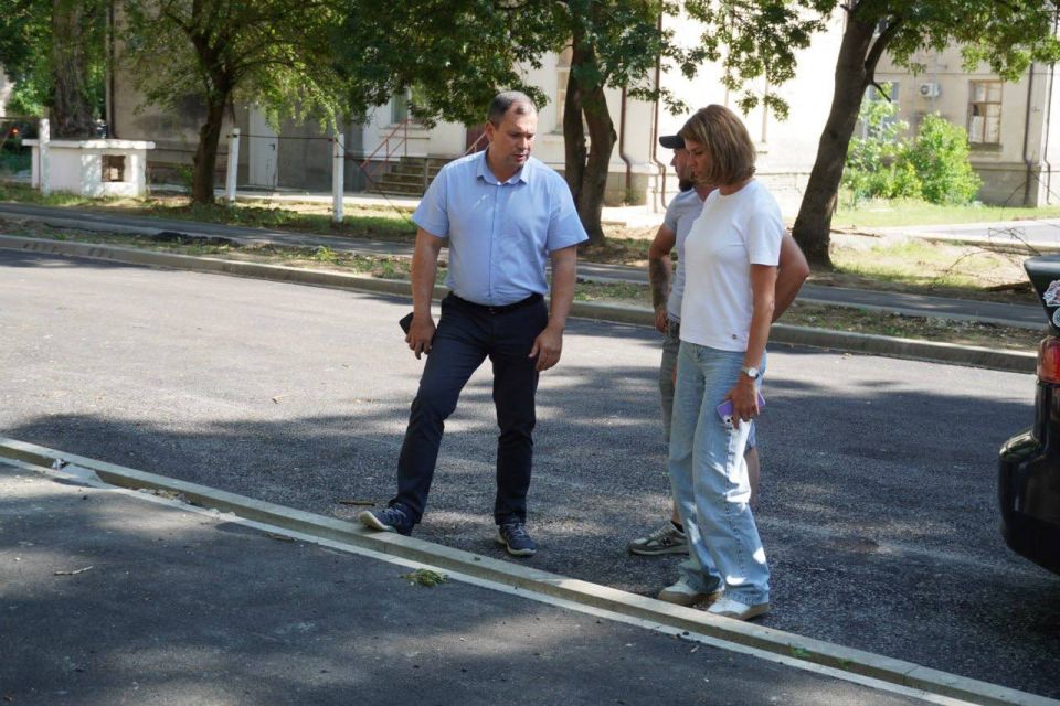 Подходит к завершению благоустройство придомовых территорий Подходит к завершению благоустройство придомовых территорий