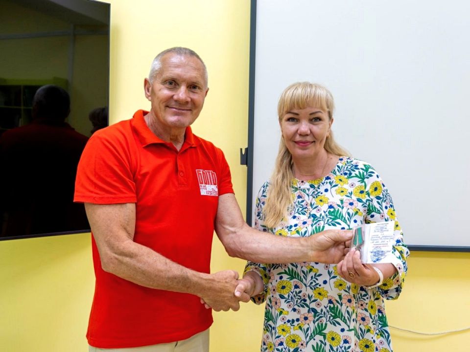 Коллективы больниц, санаториев и медколледжей Крыма продолжают поддерживать участников СВО Коллективы больниц, санаториев и медколледжей Крыма продолжают поддерживать участников СВО