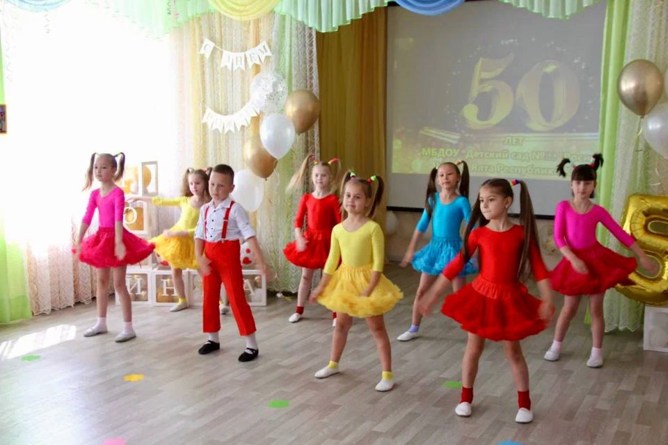 Константин Шимановский: 50Детский сад №22 «Росинка» отмечает полувековой юбилей! Свои двери дошкольное учреждение распахнуло в далёком 1975 году