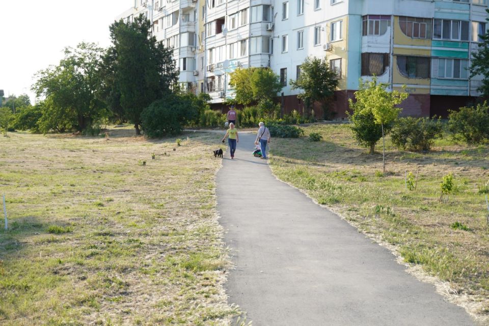Сотрудники управления муниципального контроля проводят разъяснительные беседы с жителями города о необходимости соблюдения правил при выгуле собак