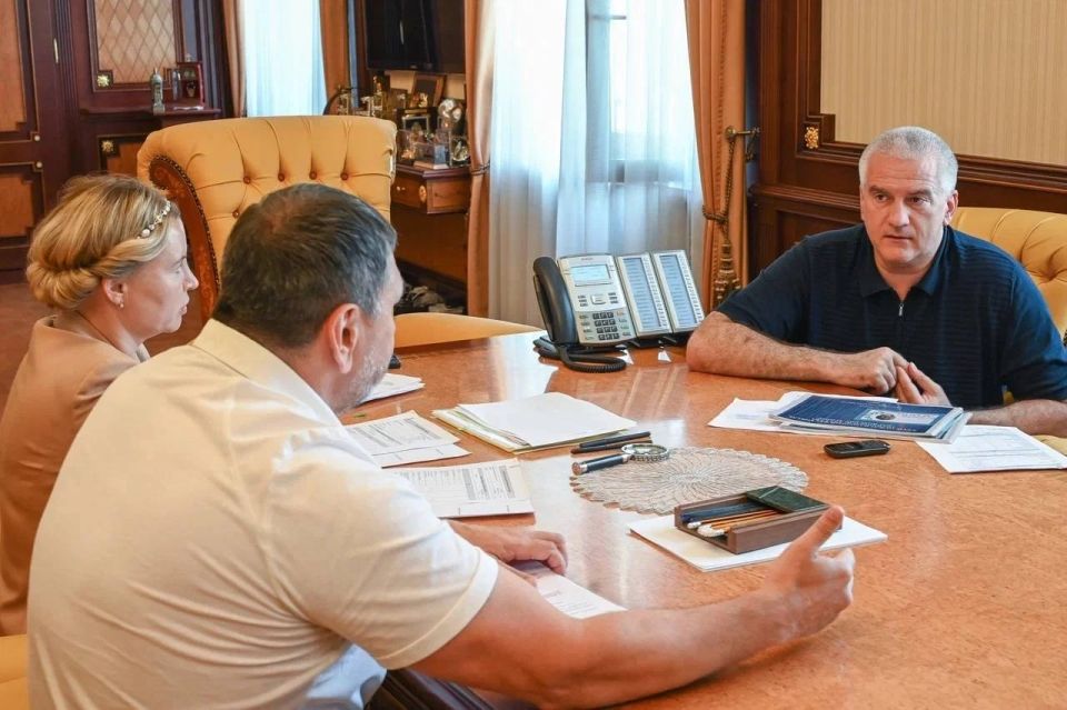 Ольга Торубарова: Глава Республики Крым Сергей Валерьевич Аксёнов провёл рабочую встречу с руководителями республиканских спортивных учреждений