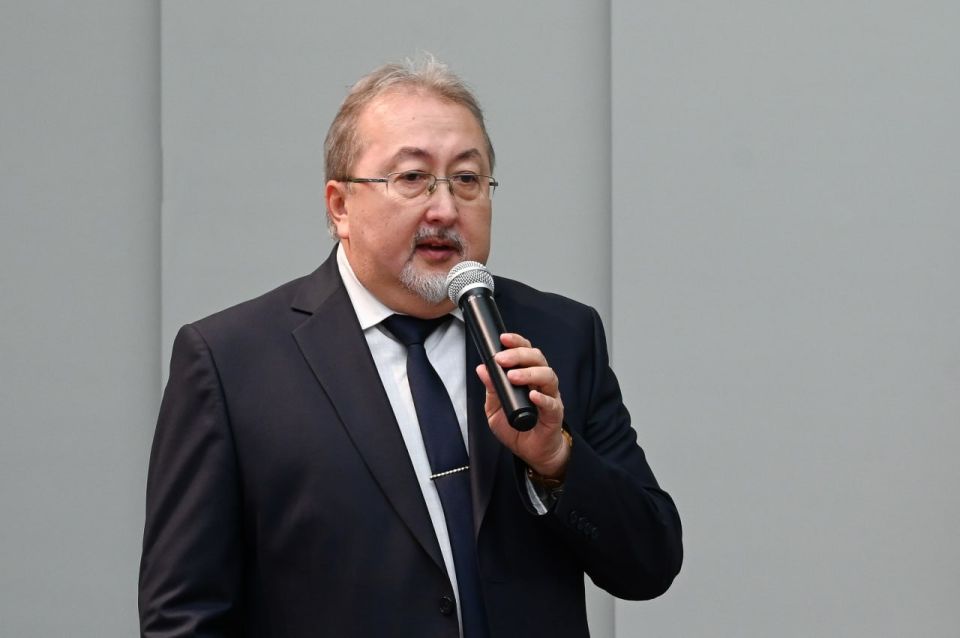 Сергей Аксёнов: Рад вручить заслуженные награды крымчанам – победителям и финалистам республиканских этапов всероссийских конкурсов педагогического мастерства