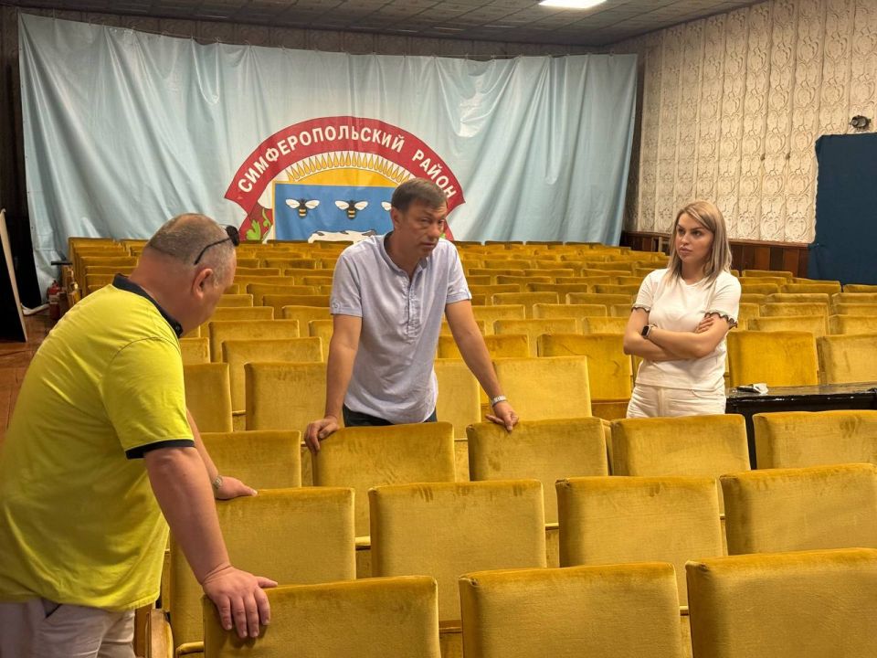 Анастасия Гридчина: В рамках поручения председателя Государственного Совета Республики Крым Владимира Константинова начала осмотр Домов культуры, расположенных в Симферопольском районе
