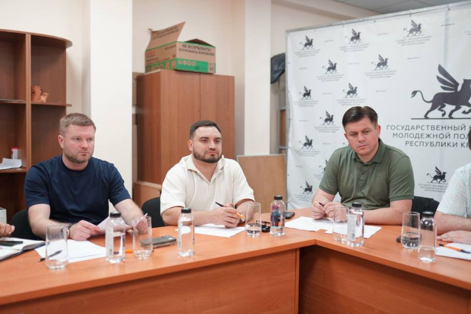 Алексей Зинченко: Регулярно проводим заседания Общественного совета при Госкомитете молодежной политики Республики Крым!
